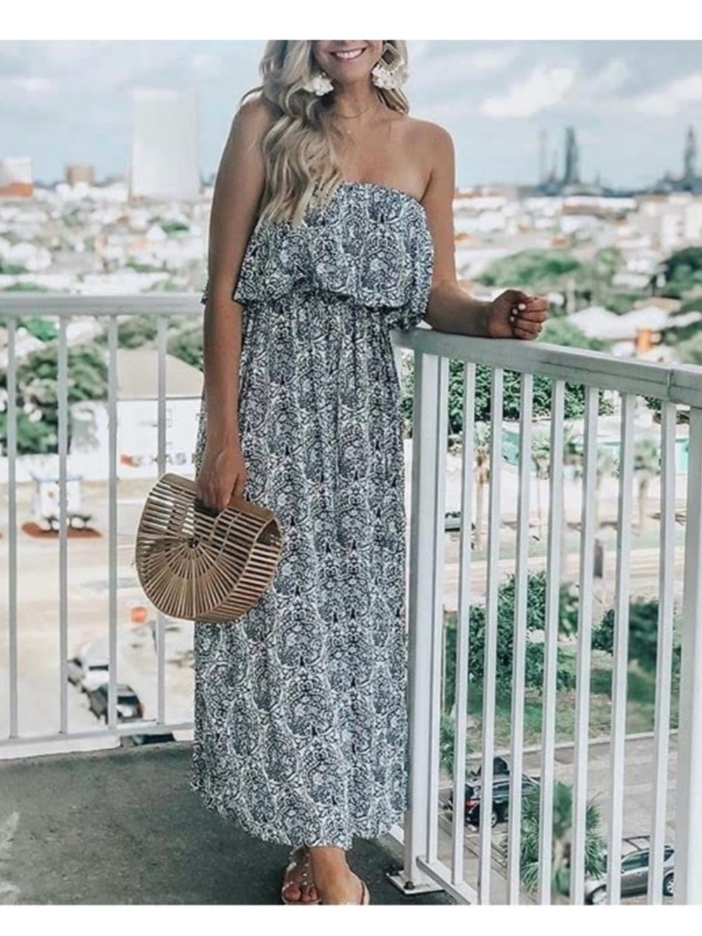 NWT Yidarton Strapless Maxi Dress in Blue & White Floral Print.